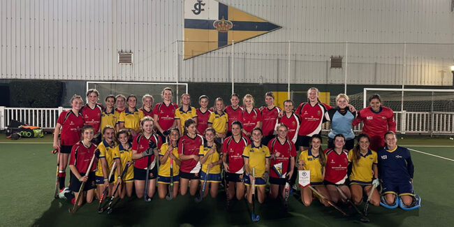 HOCKEY HIERBA KINGS COLLEGE