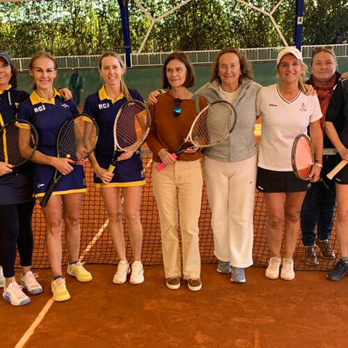 TENIS CAMPEONAS VETERANAS +35 DEL VNRC