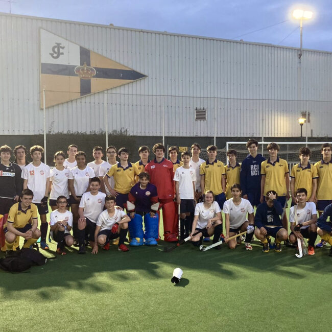 HOCKEY HIERBA VISITA EQUIPO FRANCÉS