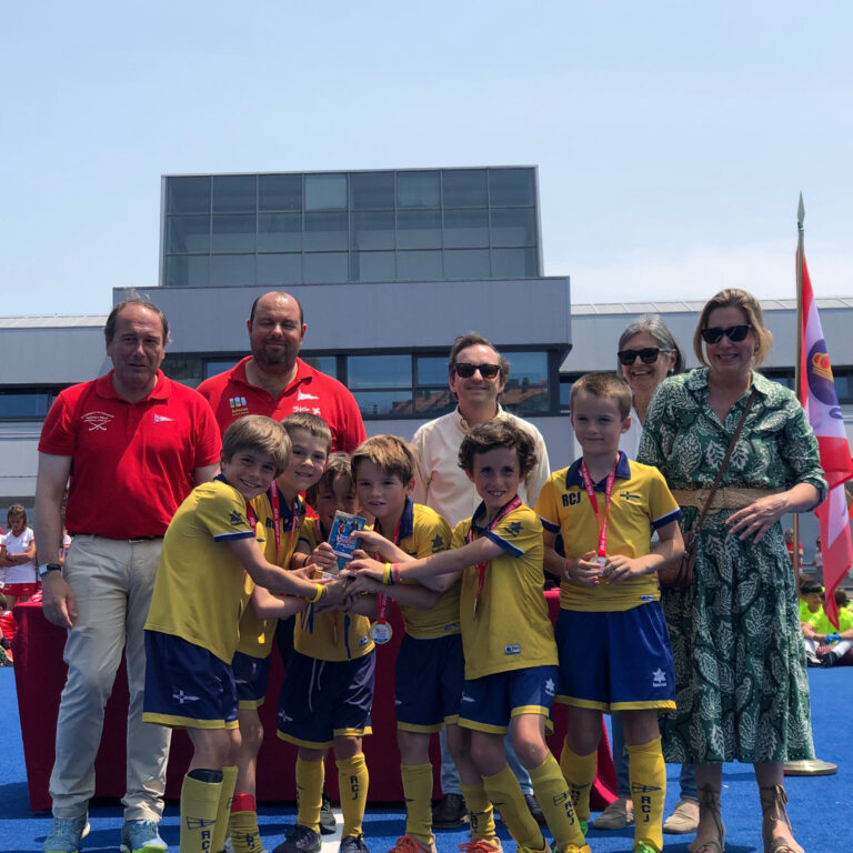 HOCKEY HIERBA RAFAEL ALEGRIA