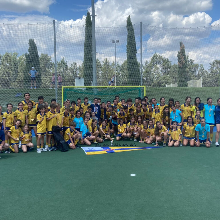 HOCKEY HIERBA SAN ISIDRO