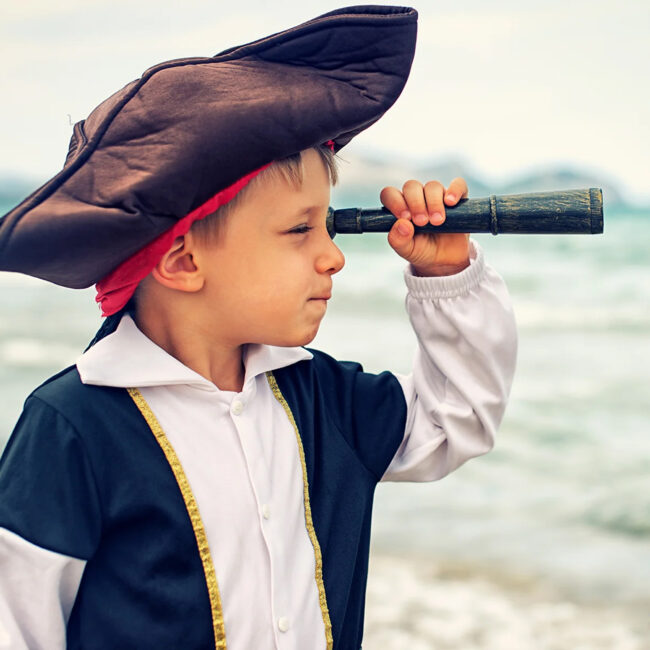 SOCIAL JOLASTXIKI PIRATAS